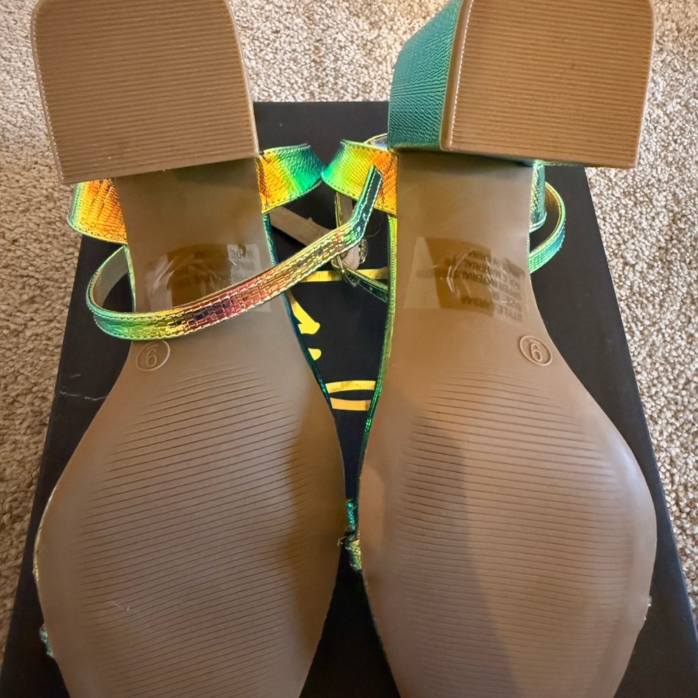 Lulus Larsaa Sandal - Picture 5 of 6